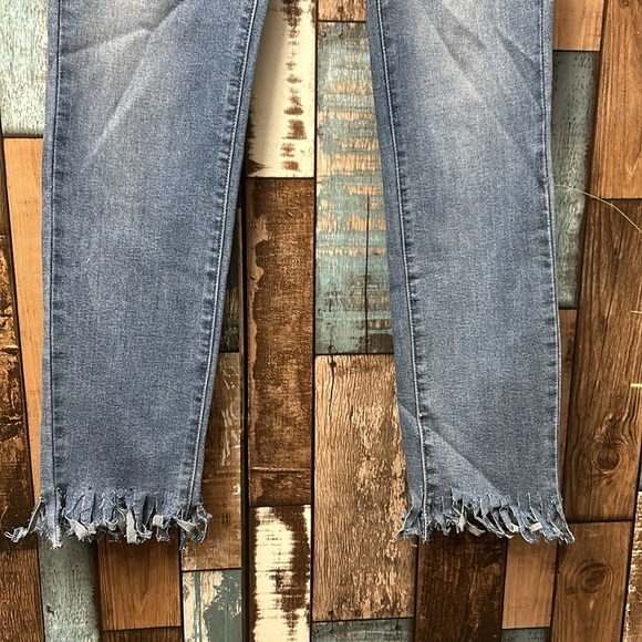 Kancan 3/25 skinny fringe bottom jeans - Picture 4 of 13